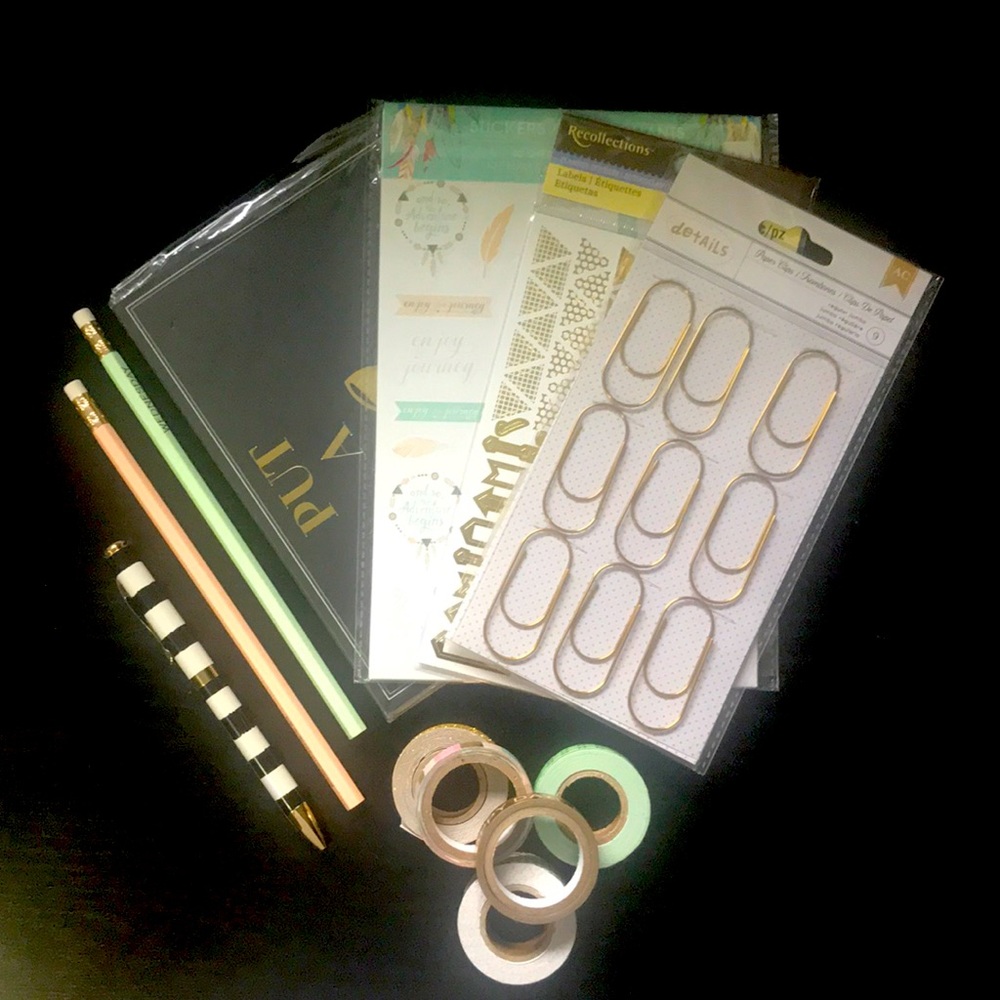 Stationary Bundle - Picture 2 of 8
